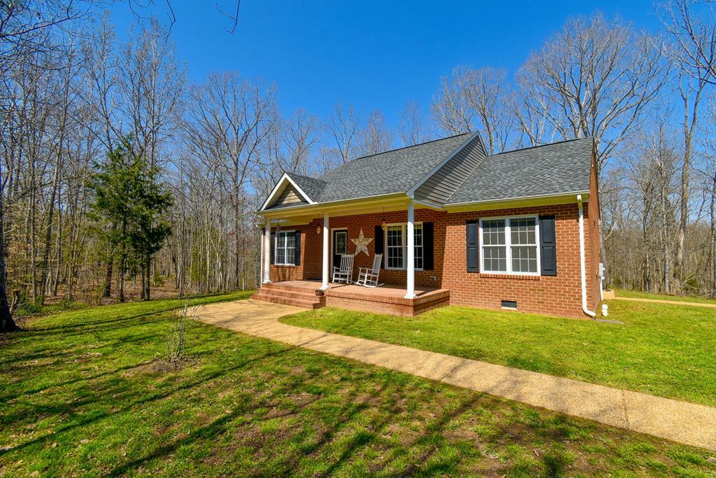 Property Photo:  1640 Plank Rd  VA 23901 