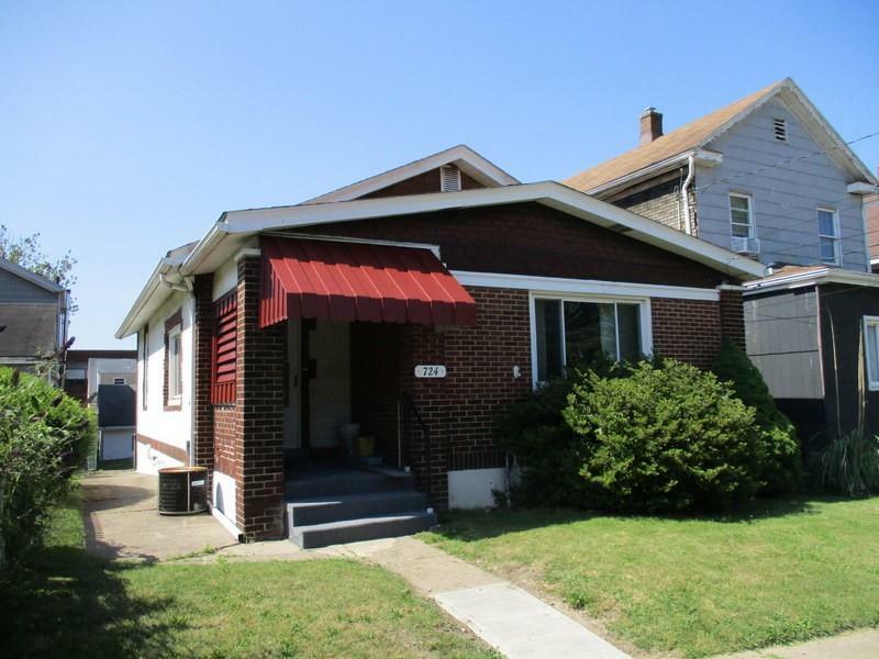 Property Photo:  724 22nd Street  PA 15003 