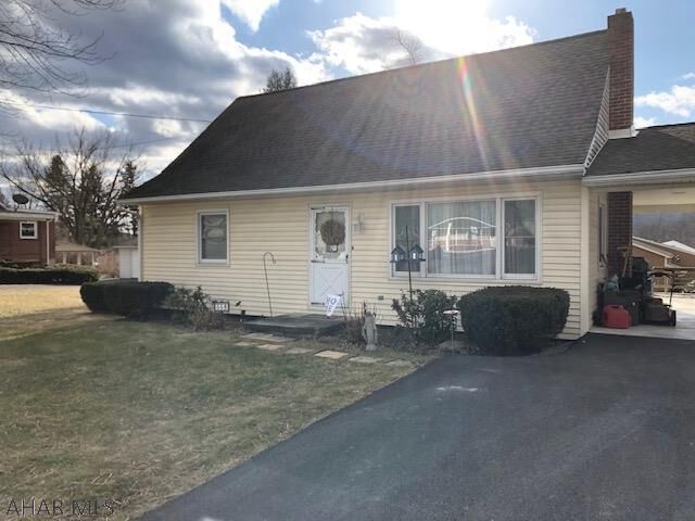 Property Photo: 558 N Juliana Street PA 15522