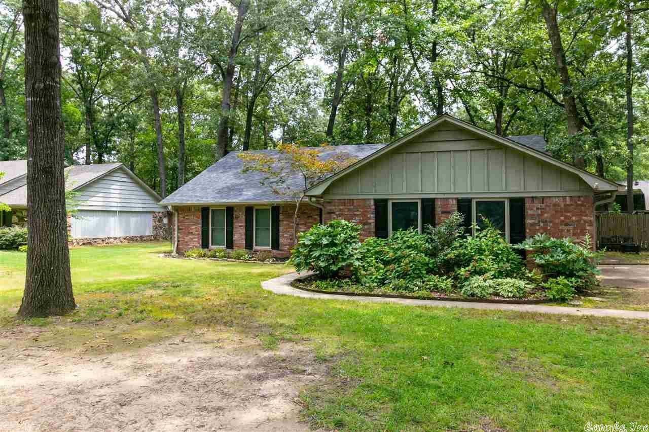 Property Photo: 10 Fernwood Drive AR 72034