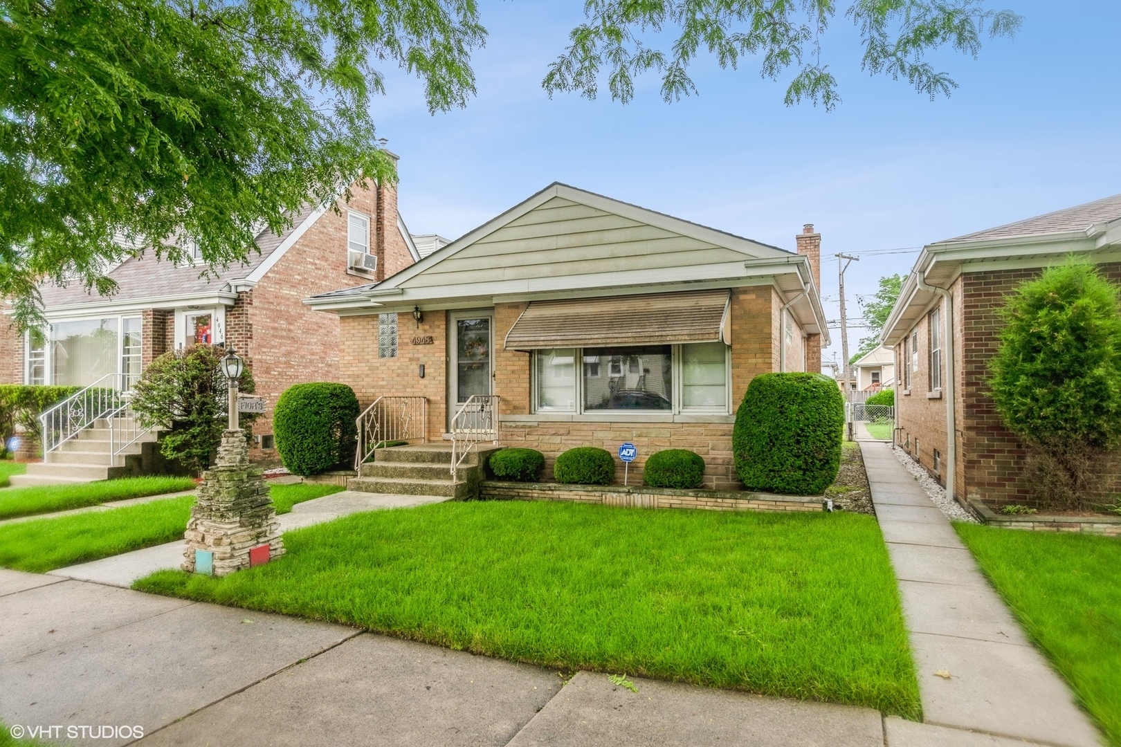 Property Photo:  4948 N Melvina Avenue  IL 60630 