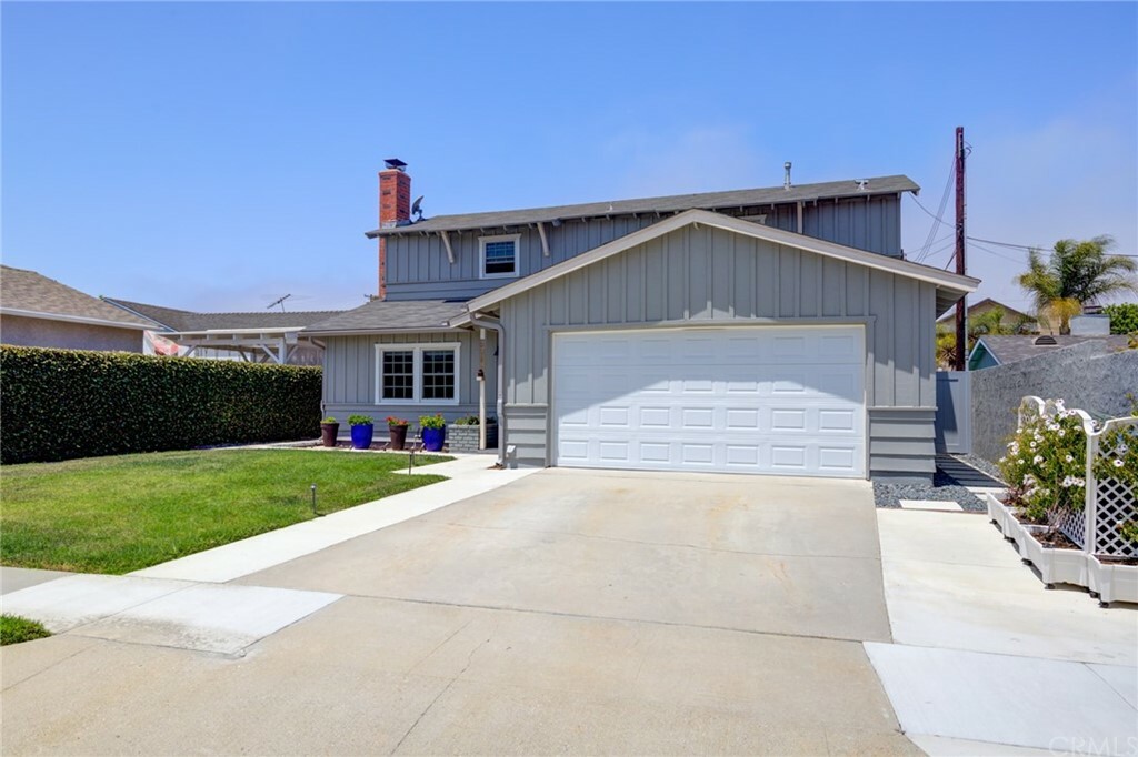 Property Photo:  22841 Kent Avenue  CA 90505 