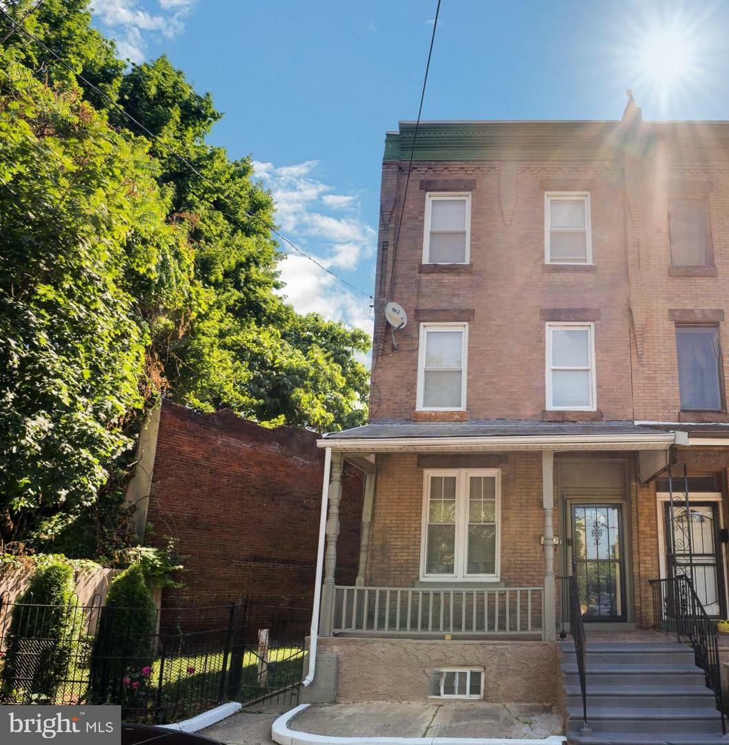 Property Photo: 1227 N 42nd Street PA 19104