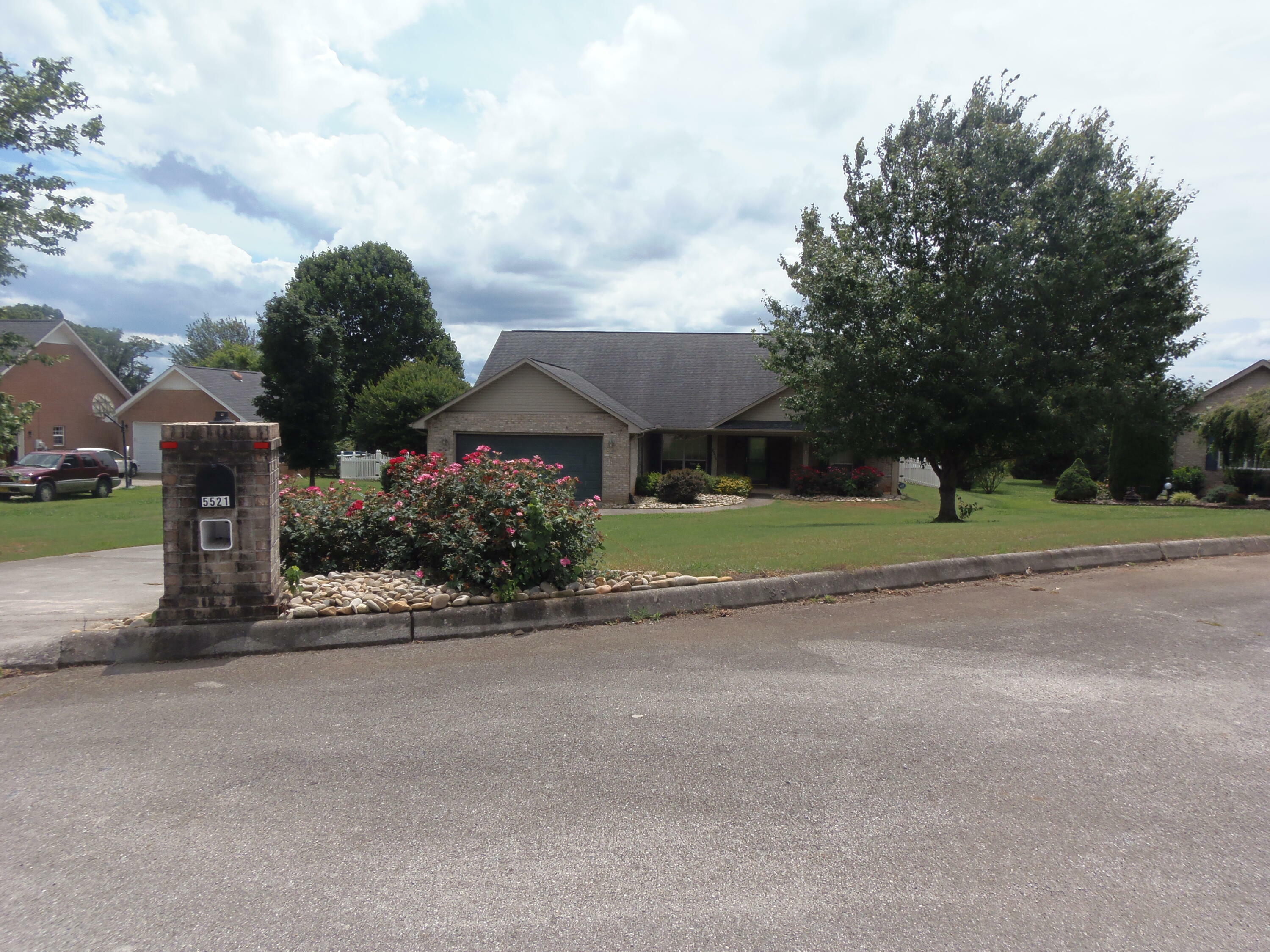 Property Photo:  5521 J Riley West Rd  TN 37742 