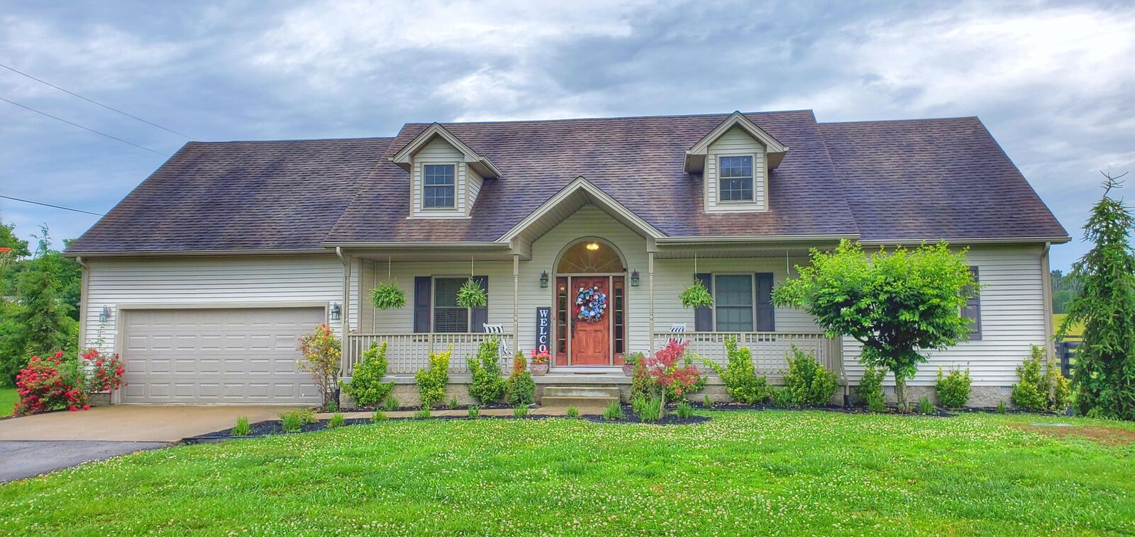 Property Photo: 1643 Peggy Flats Road KY 40461