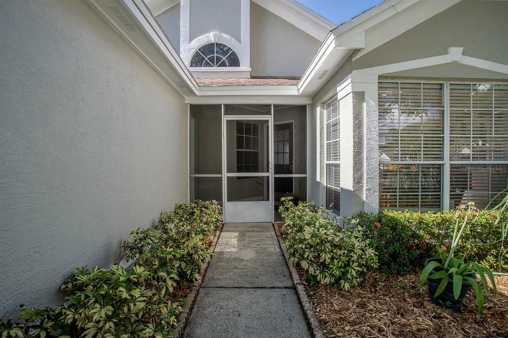 Property Photo:  2373 Roanoke Court  FL 32746 