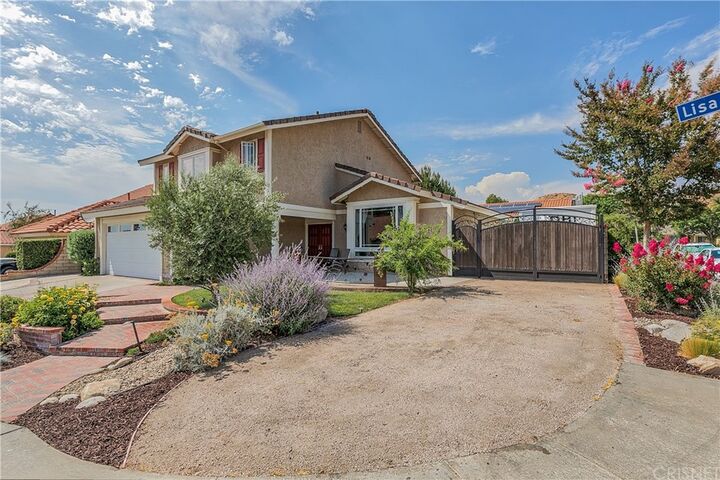 Property Photo: 20603 Lisa Gail Drive CA 91350