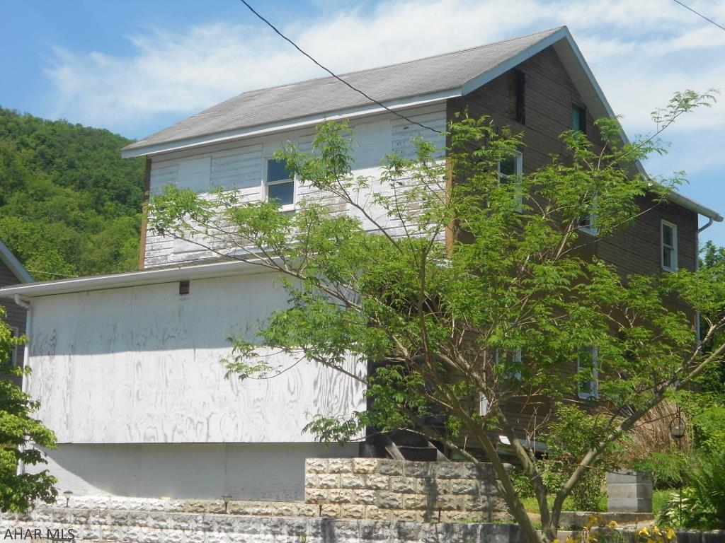 Property Photo: 519 W Main Street PA 15537