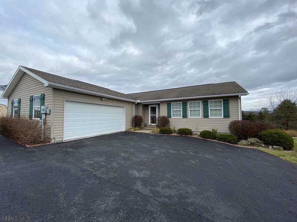Property Photo: 134 Yuri Drive PA 15522