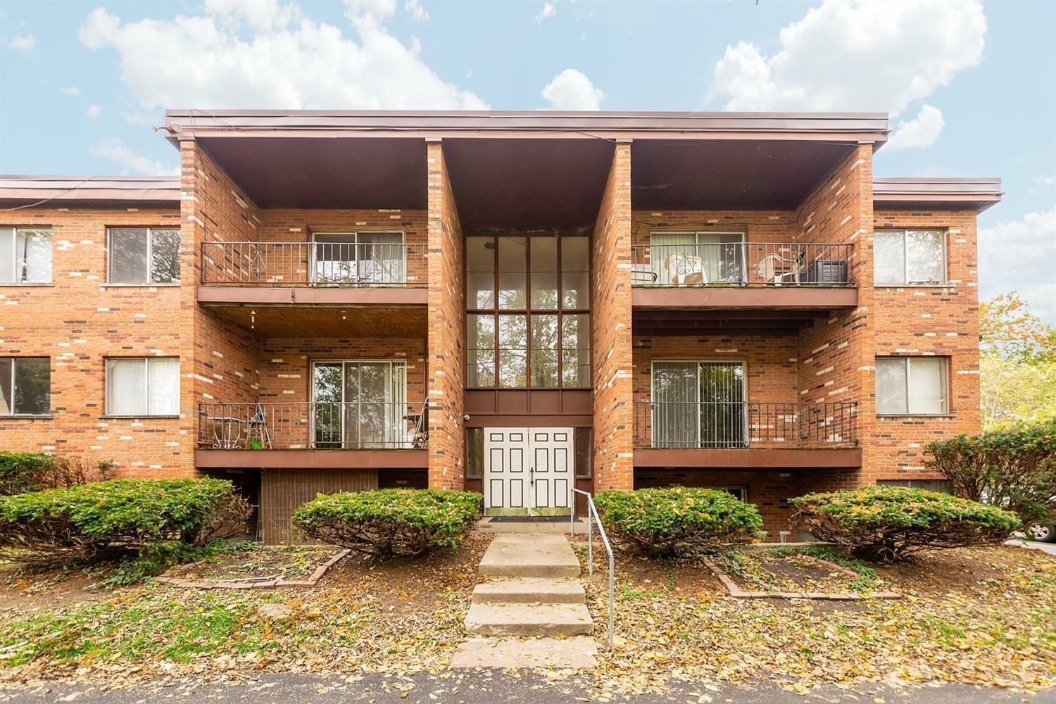 Property Photo: 6210 Ridge Ave 10 OH 45213