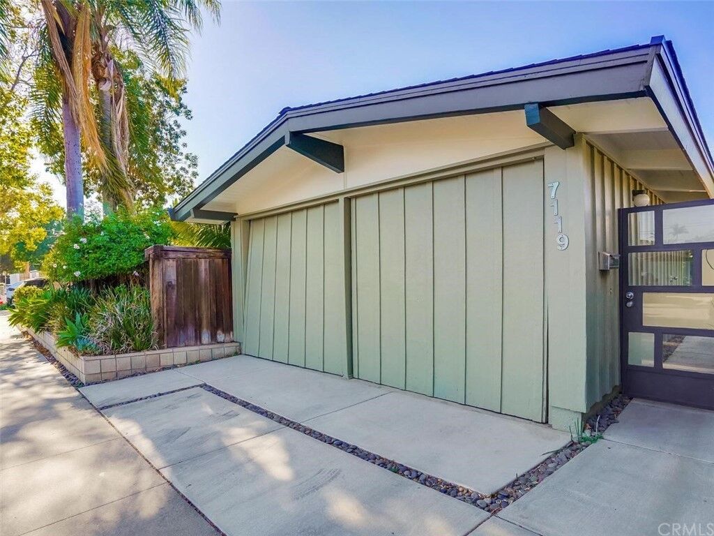 Property Photo:  7119 E Metz Street  CA 90808 