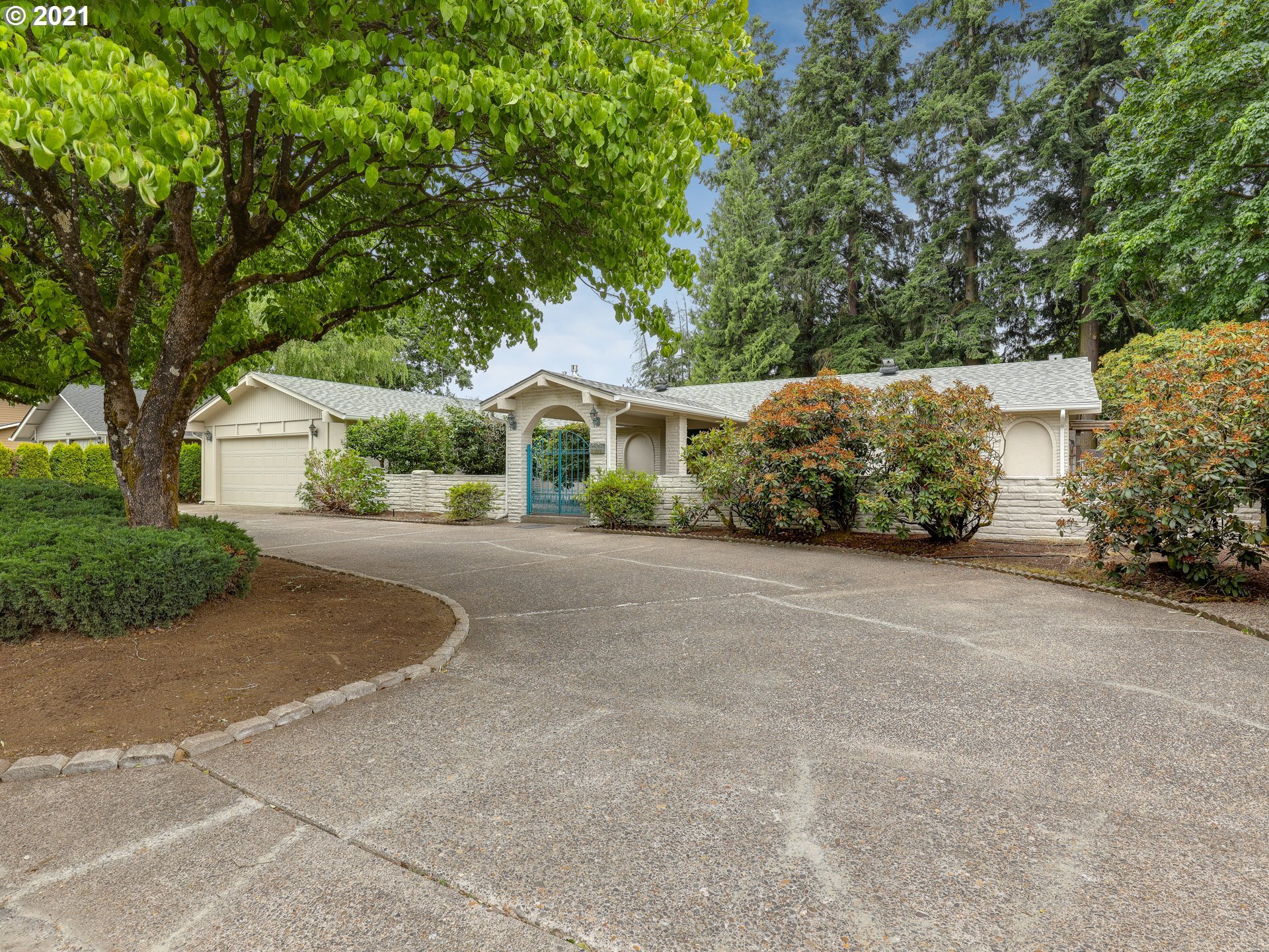 Property Photo: 12011 SE McGillivray Blvd WA 98683