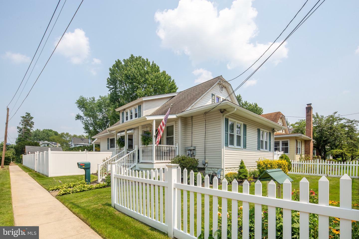 Property Photo:  545 Highland Avenue  NJ 08093 