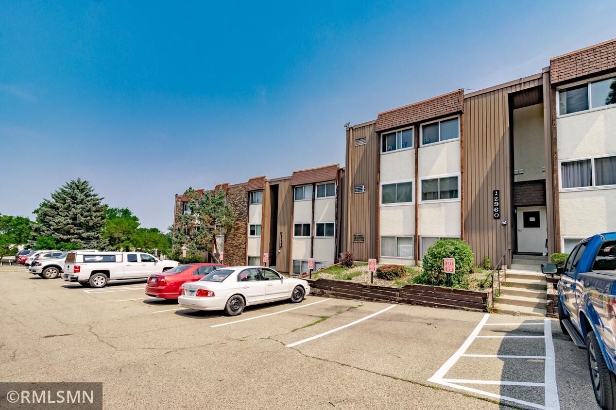 Property Photo:  12960 Nicollet Avenue 302  MN 55337 