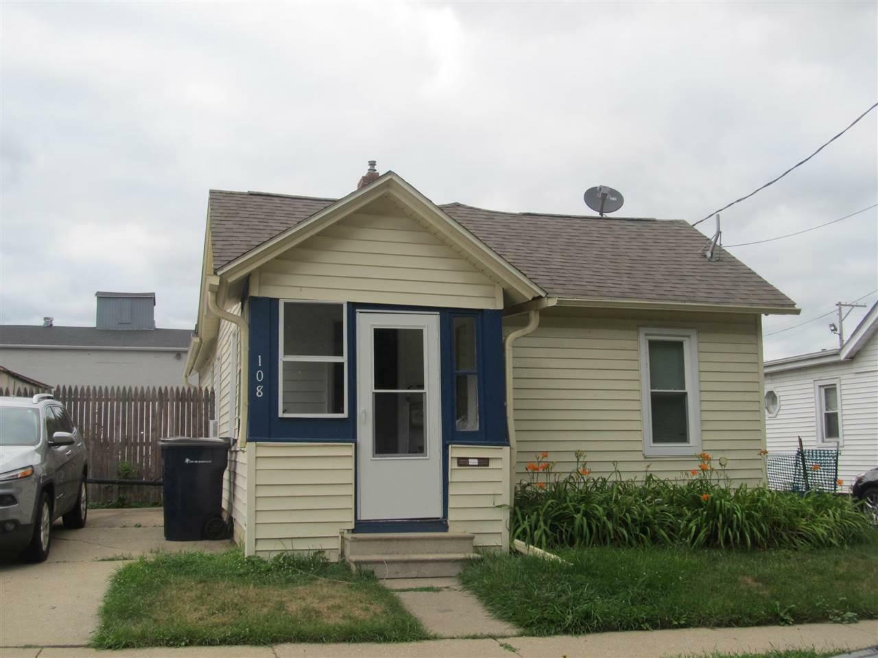 Property Photo:  108 West Holmes St  WI 53548 