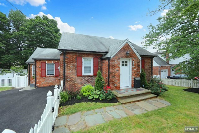 Property Photo:  154 Kinderkamack Road  NJ 07661 