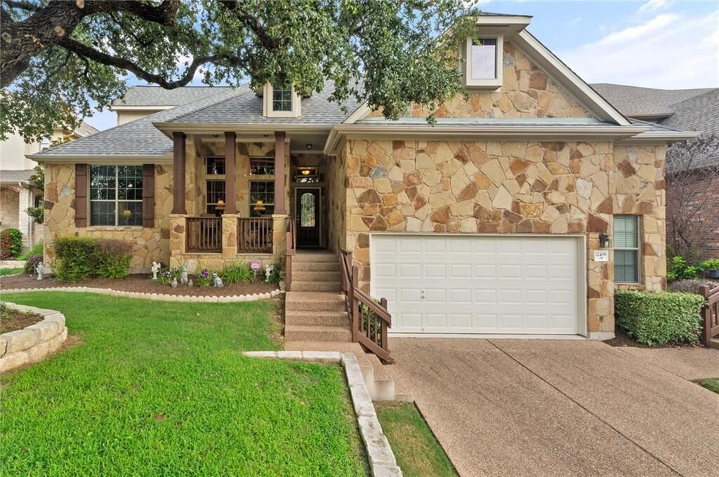 Property Photo:  12408 Calistoga Way  TX 78732 