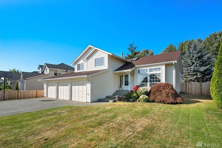 Property Photo: 5231 64th Ave NE WA 98270