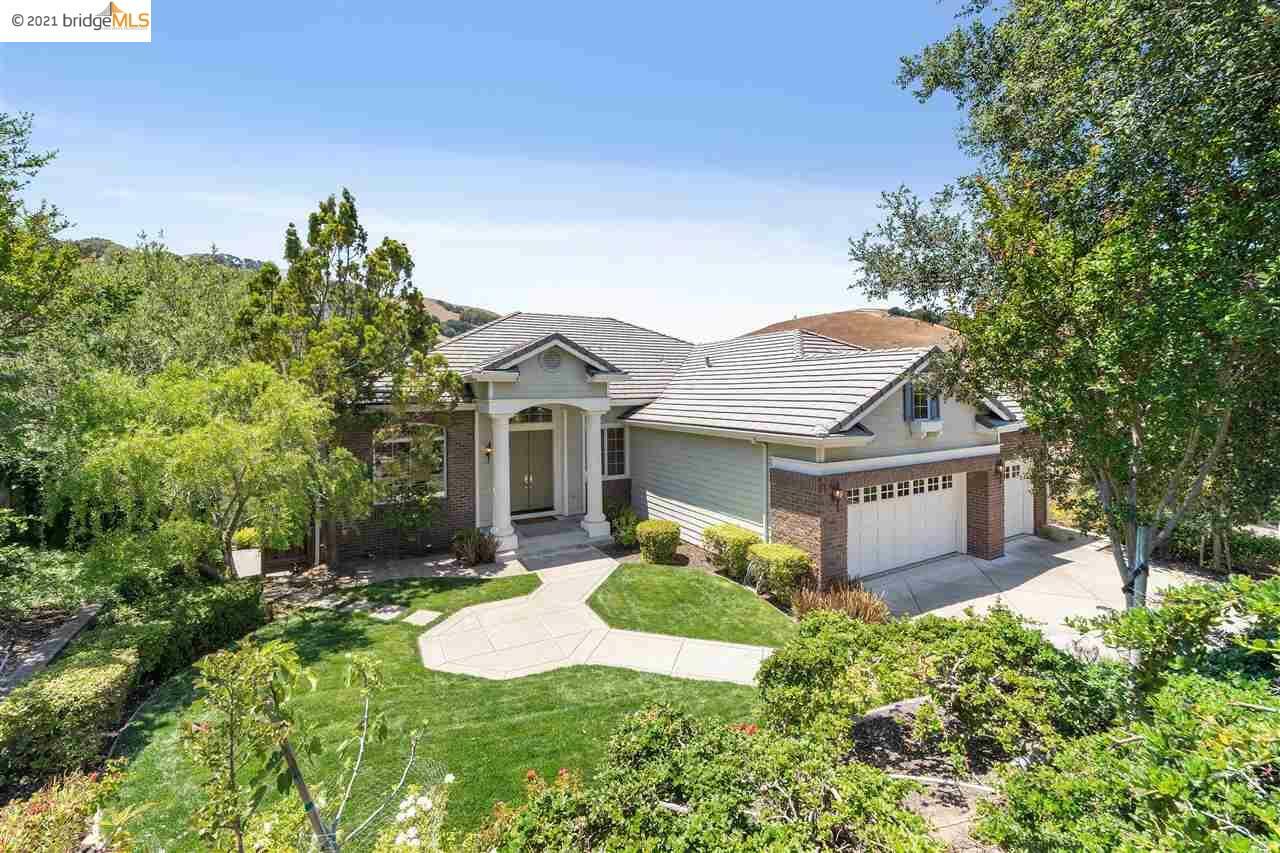 Property Photo:  231 Lyndhurst Pl  CA 94583 