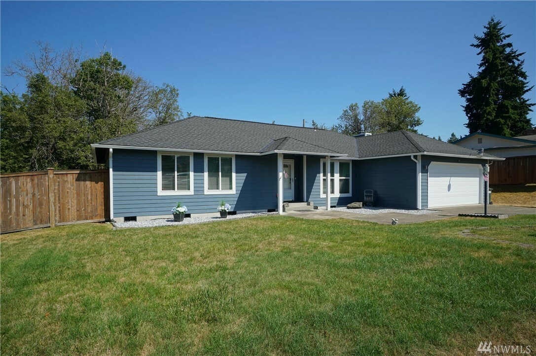 Property Photo:  13709 6th Av Ct S  WA 98444 