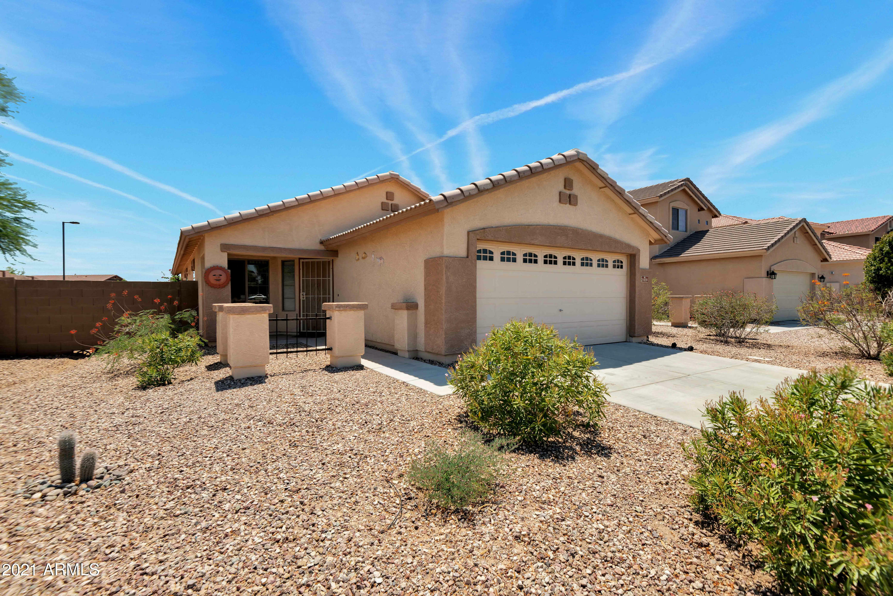 Property Photo:  21659 W Durango Street  AZ 85326 