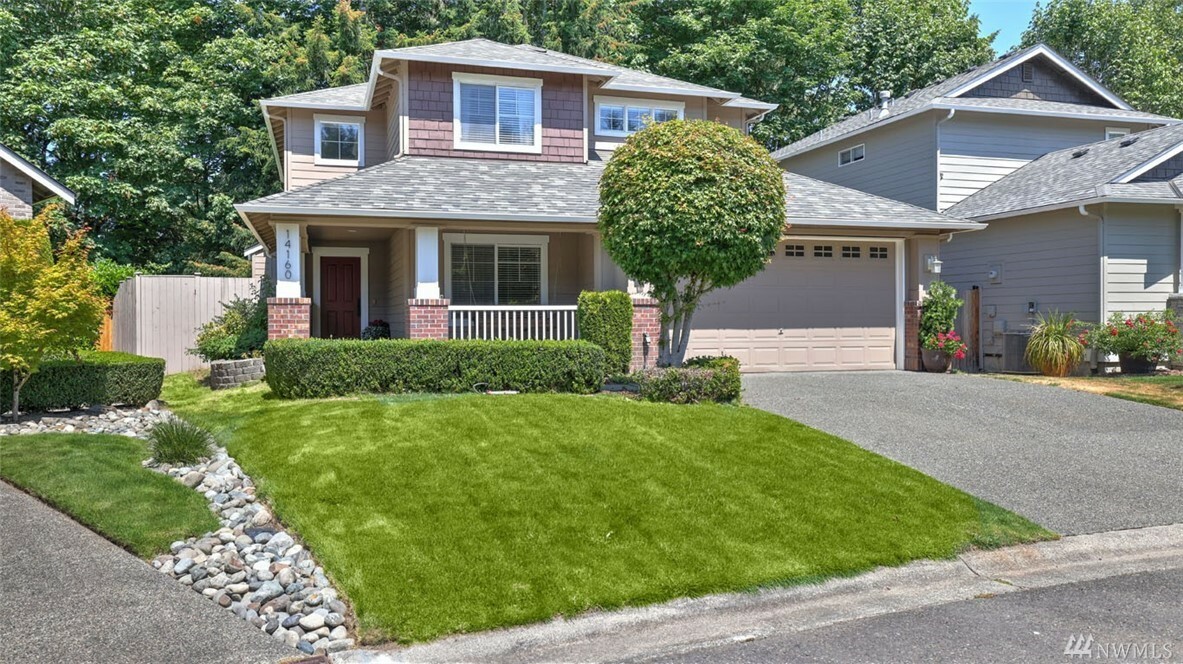 Property Photo:  14160 SE 154th Place  WA 98058 