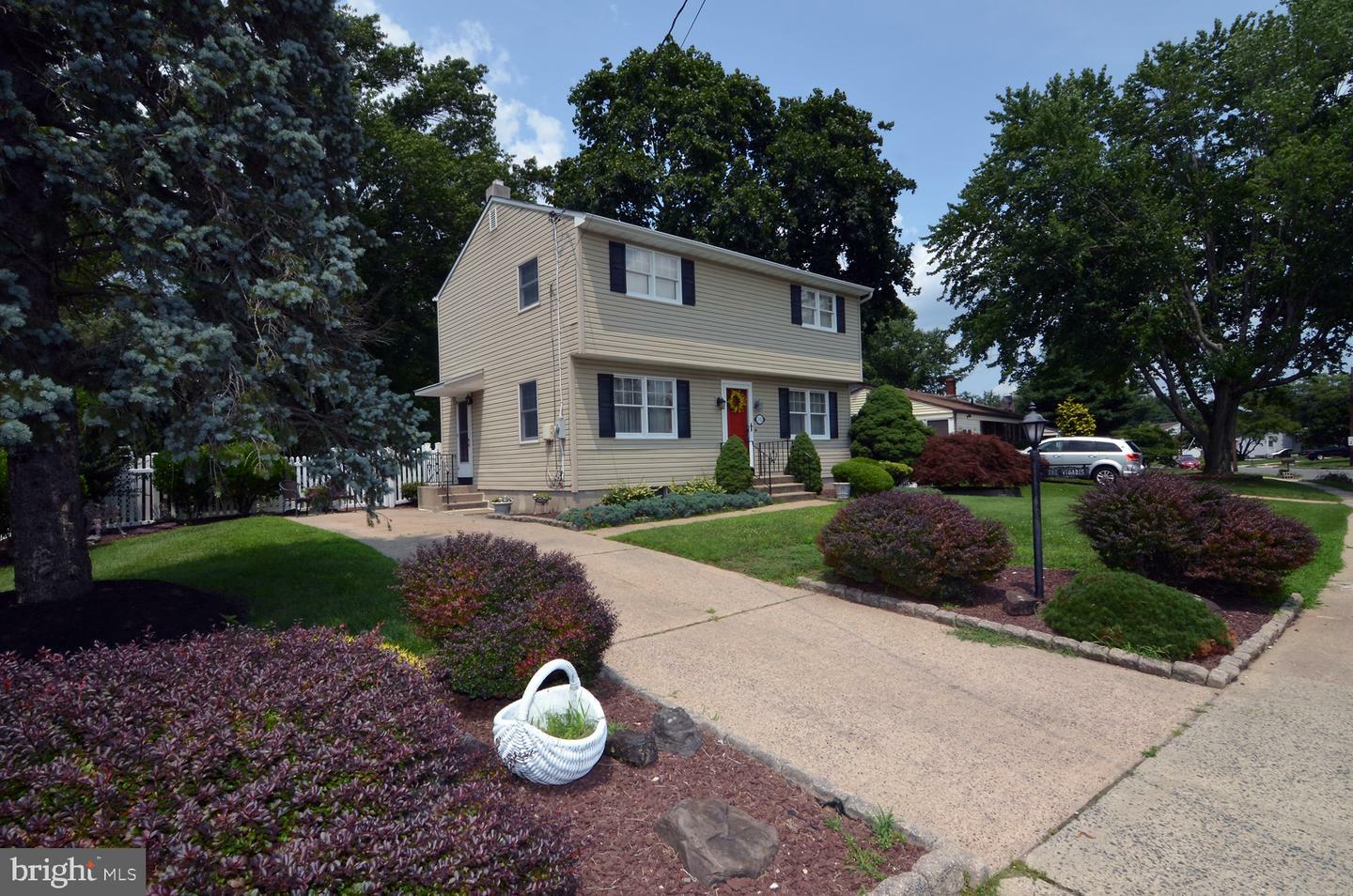 Property Photo:  192 Elton Avenue  NJ 08620 