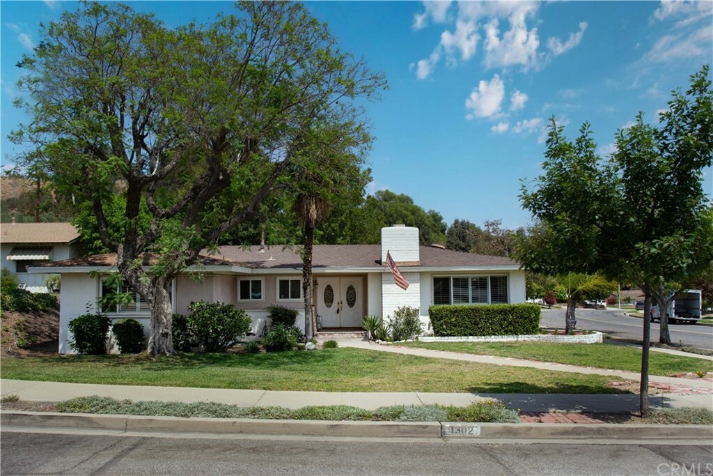 Property Photo:  1302 N Soldano Drive  CA 91702 