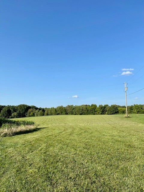 Property Photo: 4 Flewellyn Rd TN 37172