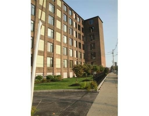 Property Photo: 147 Centre St 504 MA 02301