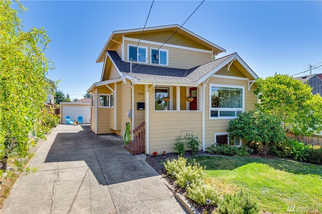 7554 28th Ave NW  Seattle WA 98117 photo