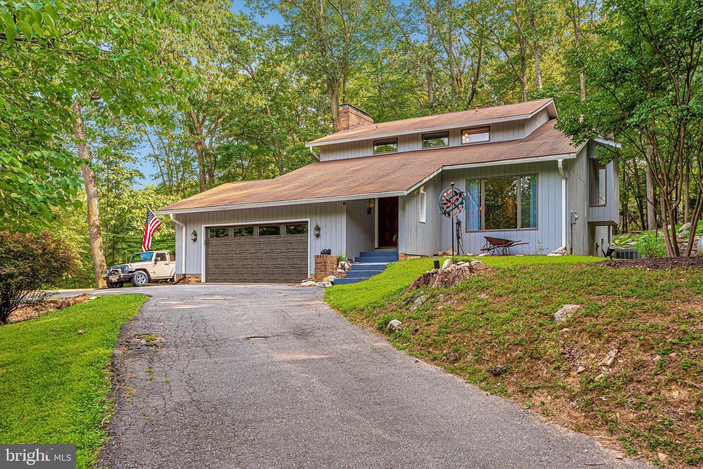 Property Photo: 8910 Mountainberry Circle MD 21702