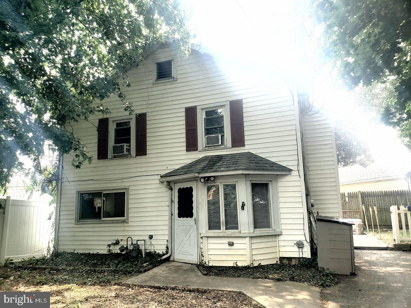 Property Photo: 704 Bethel Road PA 19014