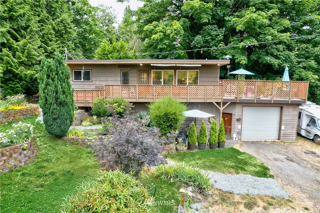 Property Photo:  3125 172nd Street SW  WA 98037 