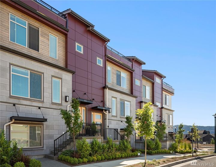 541 NE Ellis Dr  Issaquah WA 98029 photo