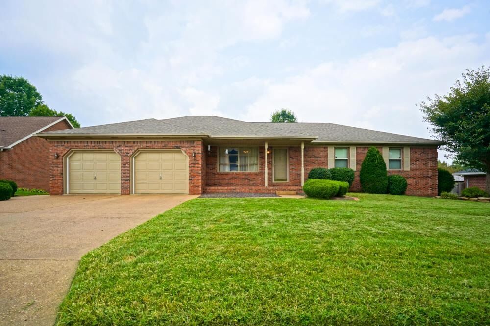 Property Photo: 516 Barkley Court IN 47711