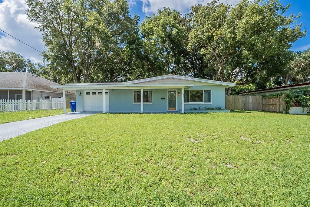 Property Photo:  409 First Street  FL 32778 