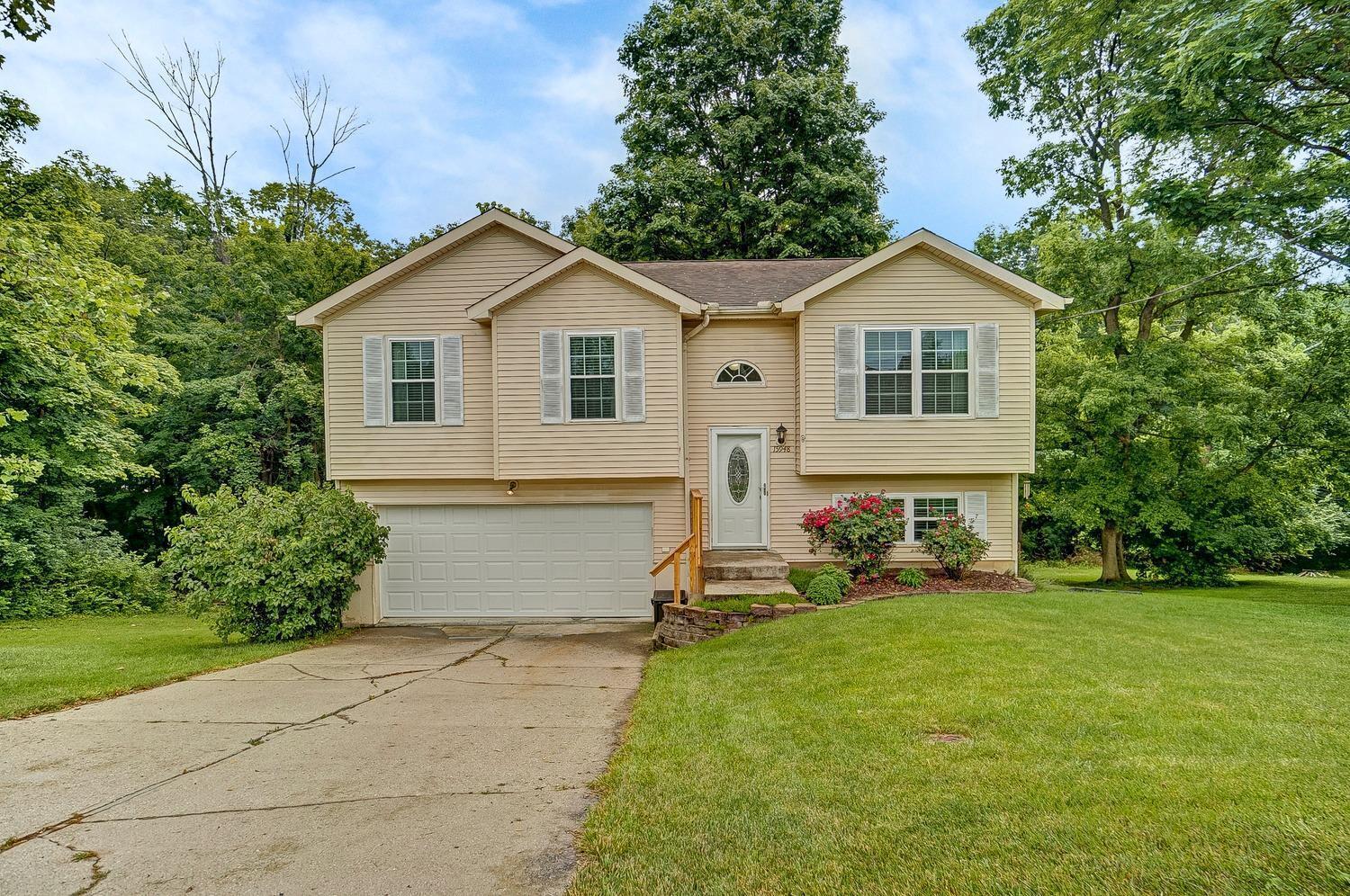 Property Photo: 15948 Elizabeth Dr IN 47025