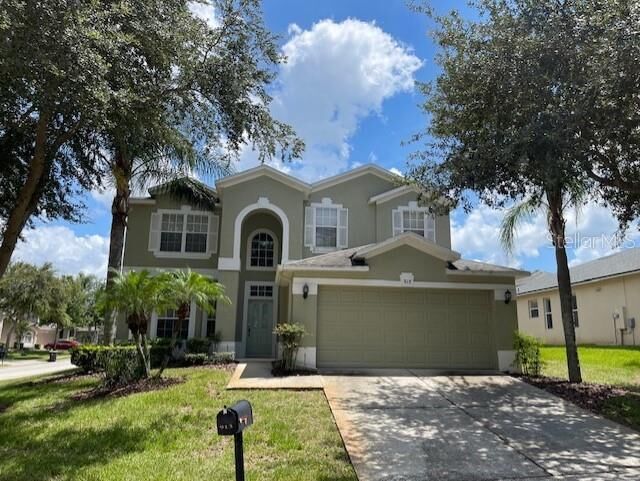 Property Photo:  913 Henley Circle  FL 33896 