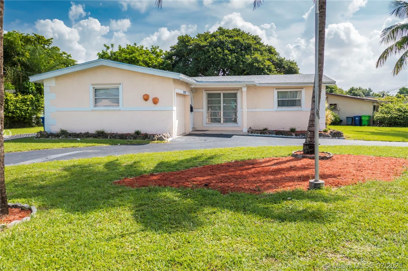 Property Photo: 2270 NW 74th Ave FL 33313