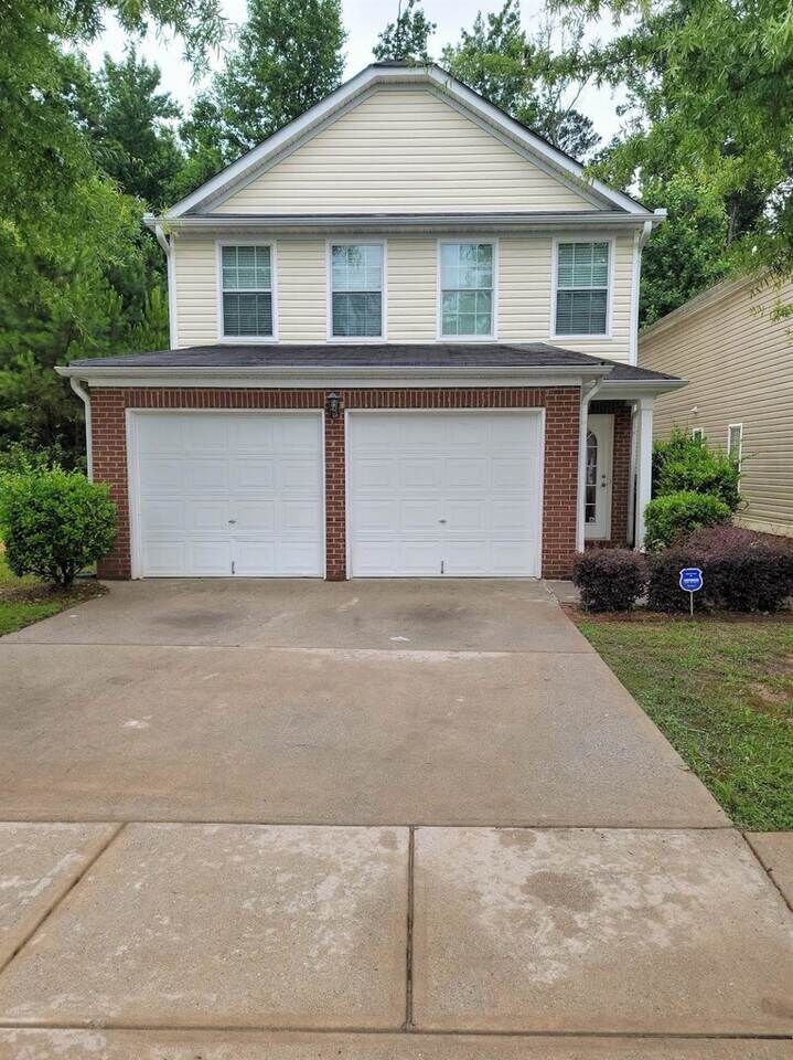 Property Photo: 5948 El Segundo Way GA 30349