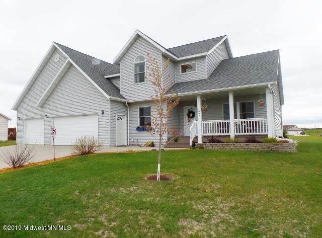 Property Photo:  1000 Tamarac Avenue  MN 56544 