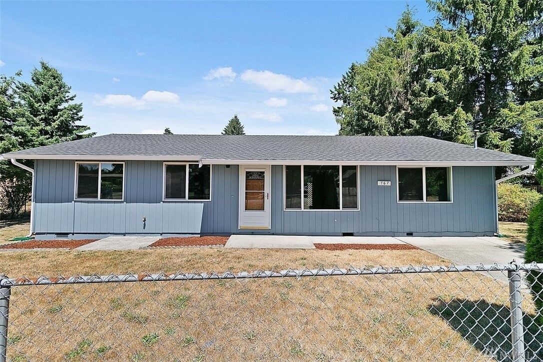 Property Photo:  767 137th St S  WA 98444 