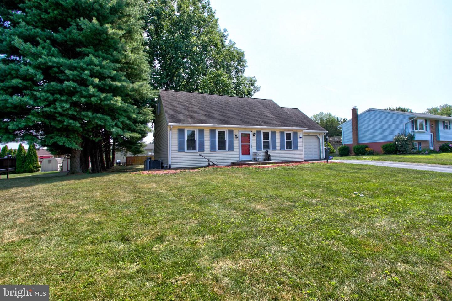 Property Photo: 358 Blue Bell Drive PA 17554