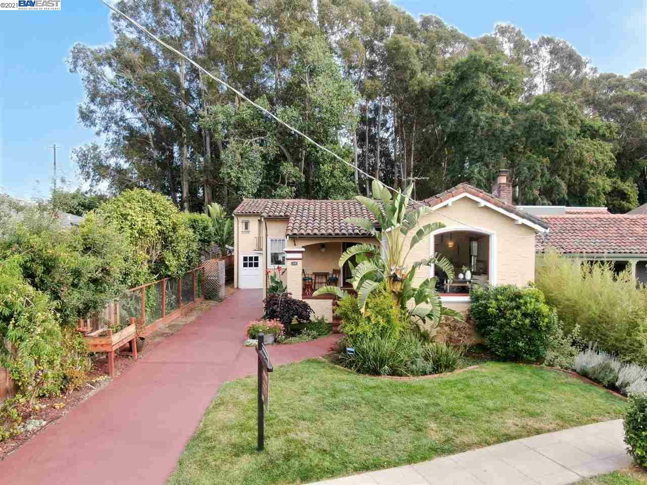 Property Photo:  1079 Lee Ave  CA 94577 