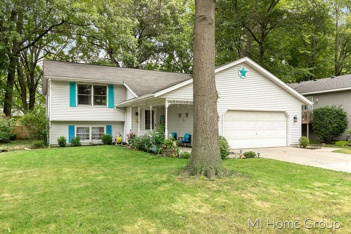 Property Photo: 397 2nd Avenue MI 49424