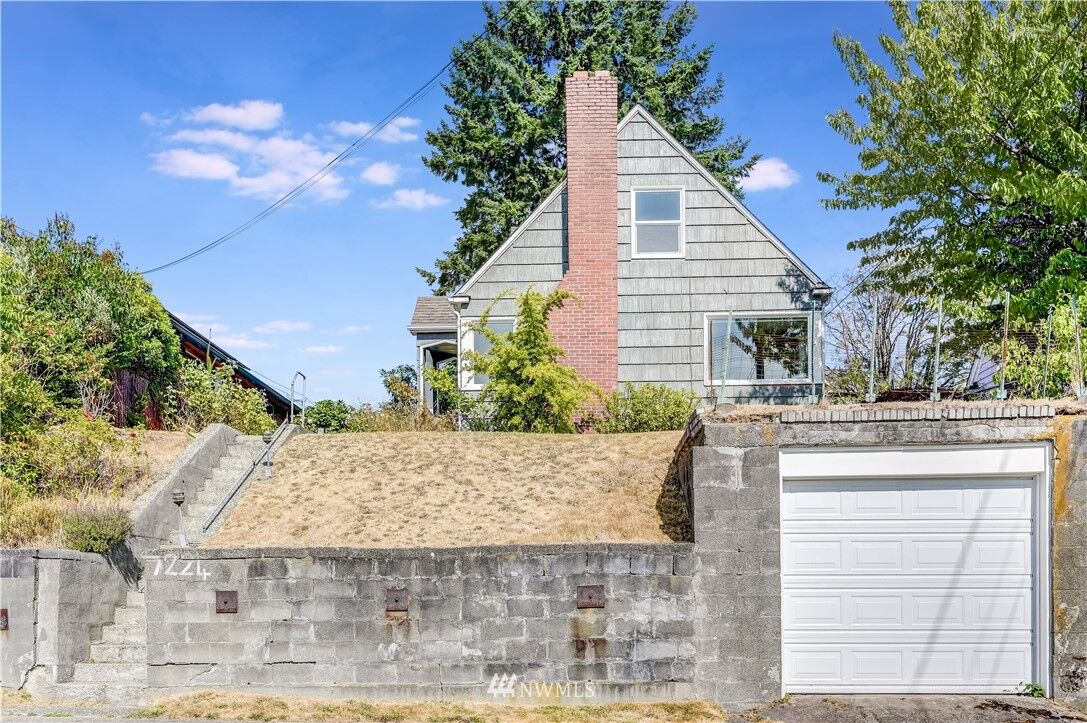 Property Photo: 7224 1st Avenue NW WA 98177