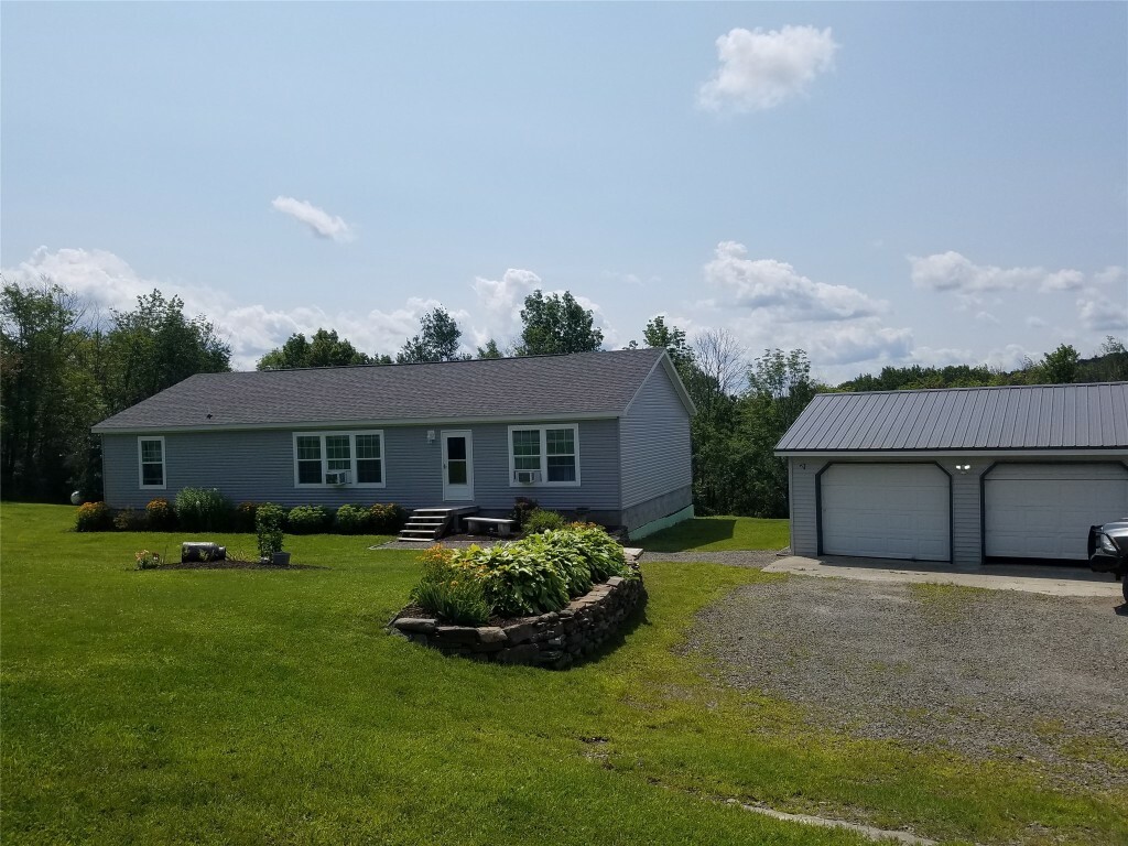 Property Photo:  2622 Newark Valley Maine Road  NY 13811 