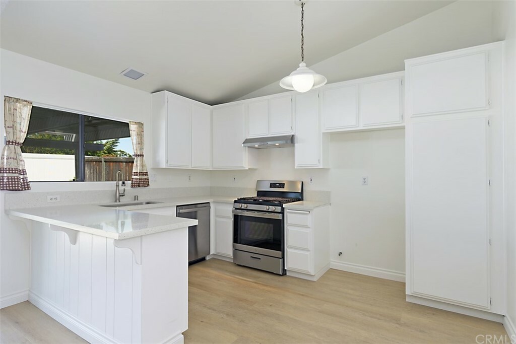 Property Photo:  24002 Quail Way  CA 92630 