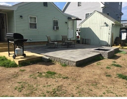 Property Photo: 27 McArthur Ln MA 02050